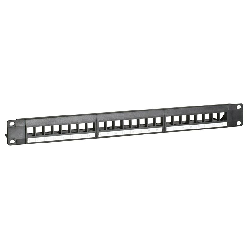 UTP patchpanel för keystones - 24 portar
